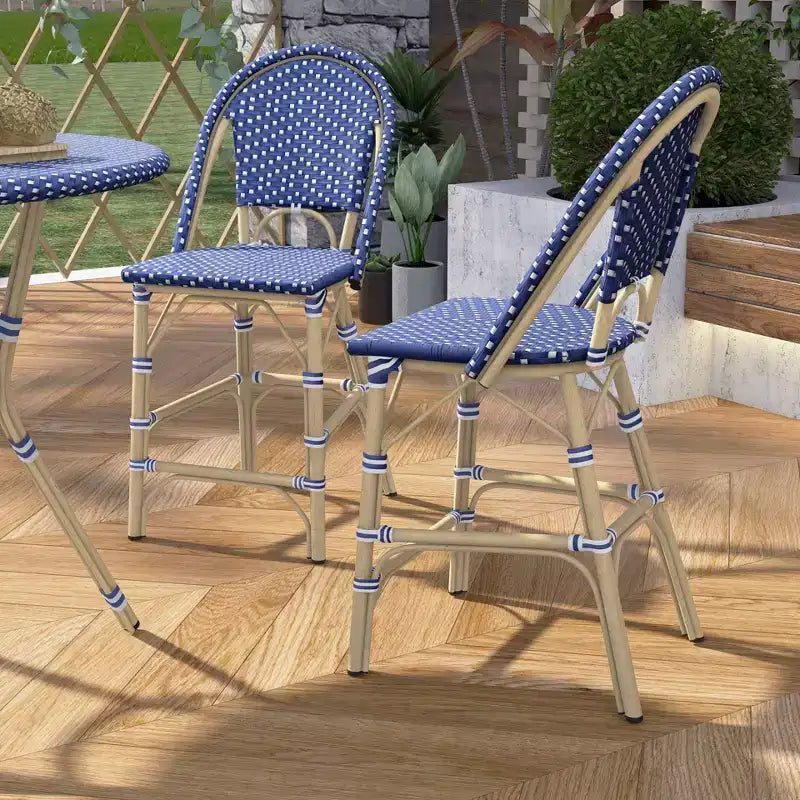 Ensemble de salle à manger d'extérieur à hauteur de comptoir 5 pièces Franco - miBasics : Tabourets de bar et table d'extérieur en aluminium, résistants à l'eau
