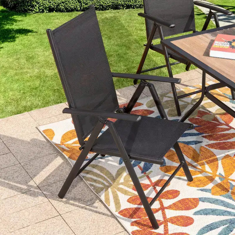 Set da giardino 5 pezzi con tavolo quadrato effetto legno e sedie reclinabili con braccioli - Captiva Designs: Pranzo all'aperto, resistente alle intemperie