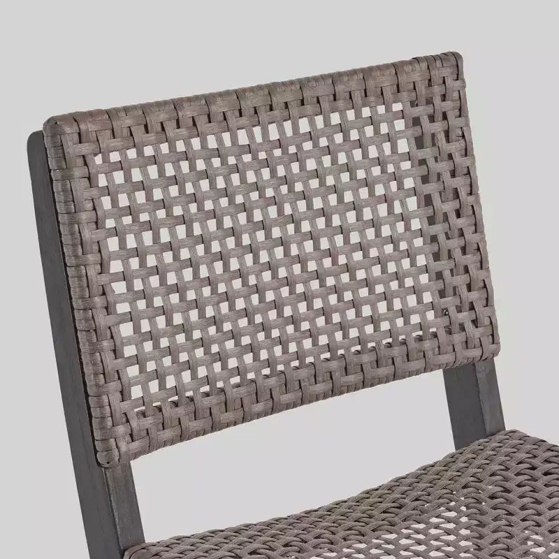 Polaris Set Bar da 26" Quadrato in 3 Pezzi in Legno e Vimini Grigio Scuro - Christopher Knight Home: Set da Pranzo per Patio Resistente alle Intemperie con 2 Sgabelli