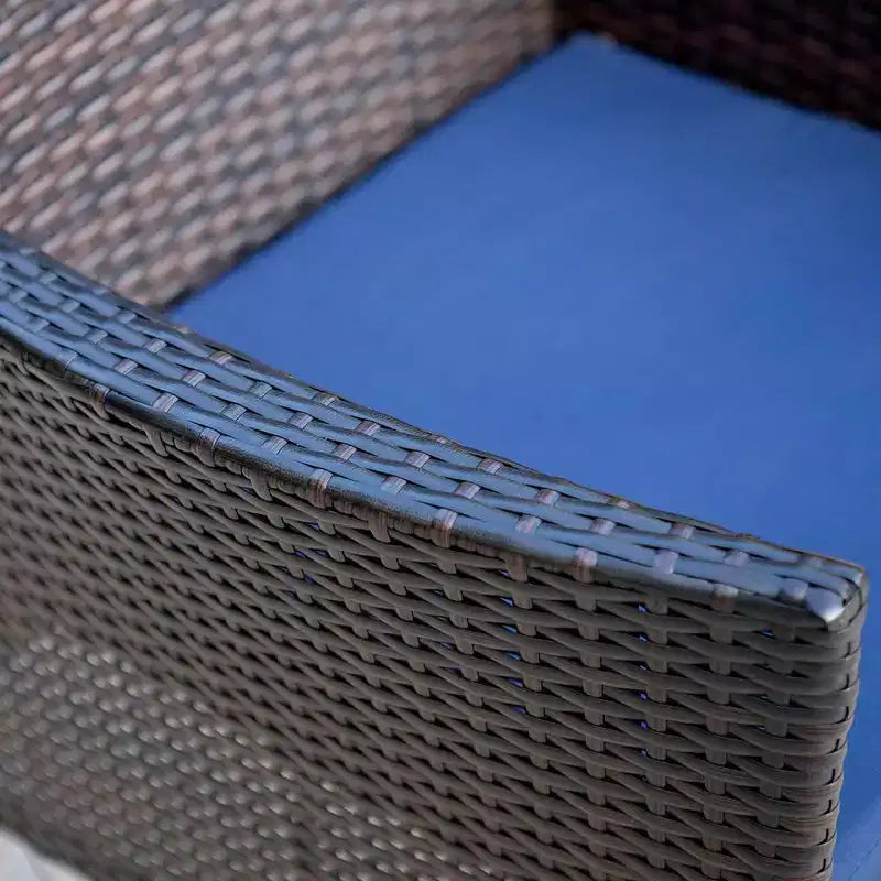 Set da pranzo da 7 pezzi per patio con tavolo rettangolare in acciaio e sedie in rattan con schienale chiuso blu/marrone - Captiva Designs