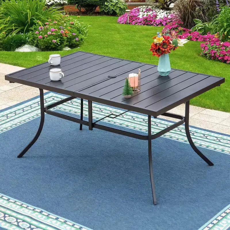 Set da pranzo da esterno 7 pz con tavolo rettangolare con foro per ombrellone da 4 cm e sedie a bracciolo girevoli imbottite - Captiva Design