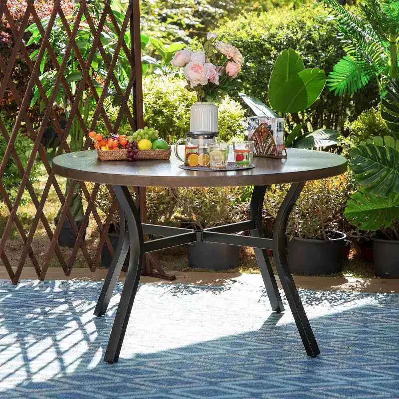 Set da pranzo per esterni da 5 pezzi con tavolo rotondo verniciato con foro per ombrellone - Captiva Designs