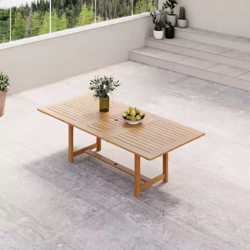 Set da pranzo rettangolare allungabile da patio Amazonia Lapa 7 pezzi in alluminio e legno con finitura in teak 100% nero