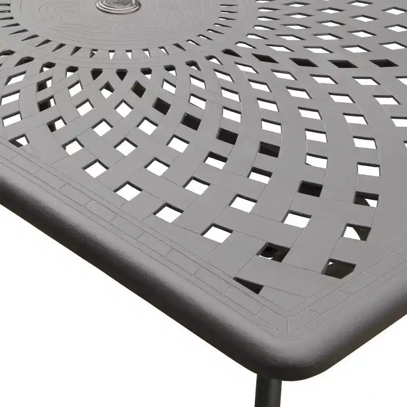 Set da pranzo per esterni da 7 pezzi con tavolo rettangolare in alluminio a rete ornata moderno da 67" e sedie a scacchiera - Nero - Oakland Living