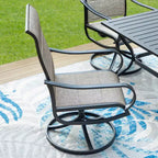 Ensemble de patio avec table en acier avec trou pour parasol de 1,57 po et chaises pivotantes à 360° en textilène - Captiva Designs