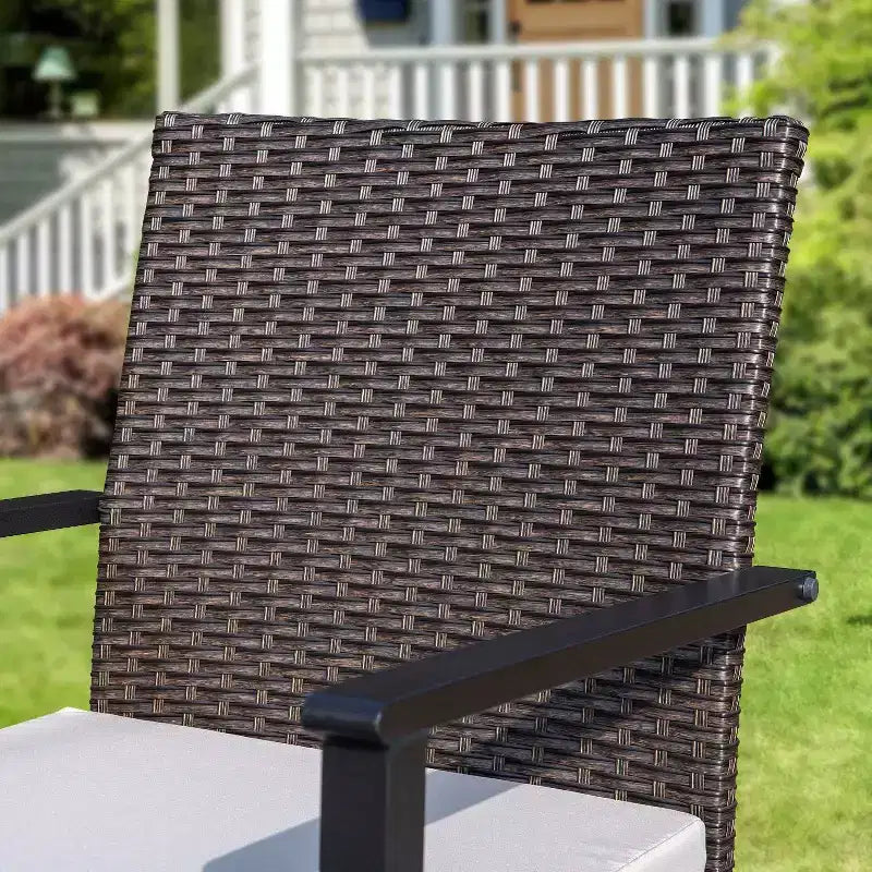 Set da pranzo per esterni 7 pezzi: tavolo in acciaio, sedie in vimini, cuscini - Captiva Designs
