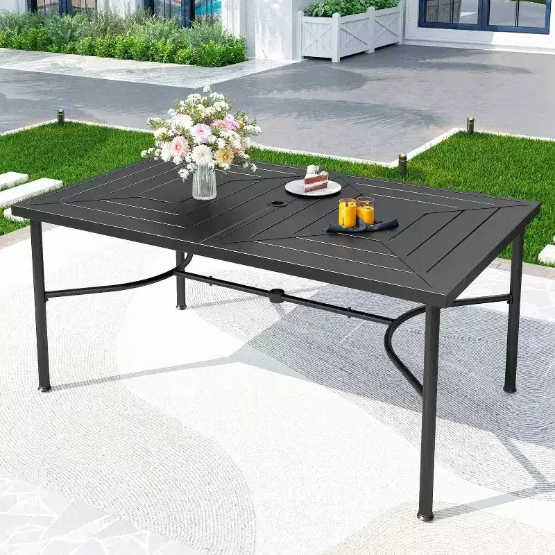 Set da pranzo per esterni 7 pezzi: tavolo in acciaio, sedie in vimini, cuscini - Captiva Designs