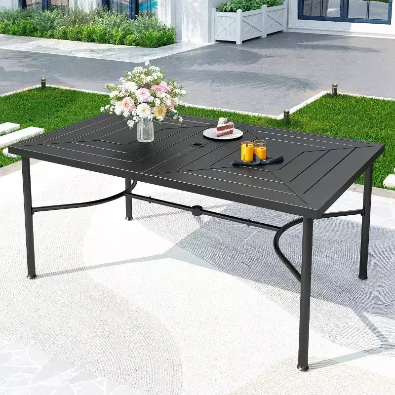 Ensemble de salle à manger d'extérieur 7 pièces avec chaises rembourrées en textilène et table rectangulaire en métal avec trou pour parasol - Captiva Designs