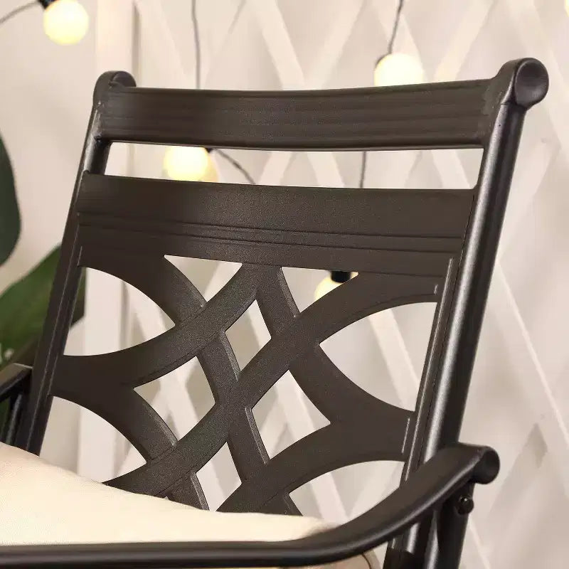 Ensemble de salle à manger extérieur 5 pièces avec chaises pivotantes, coussins d'assise et de dossier et table carrée en métal avec trou pour parasol - Captiva Designs
