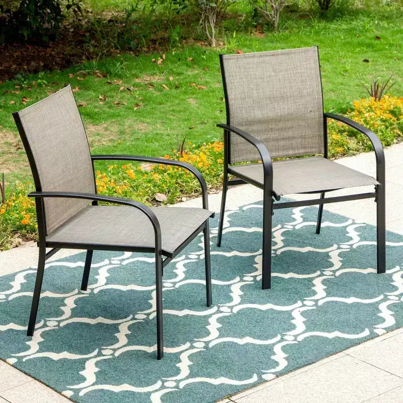 Set da pranzo per patio da 7 pezzi con tavolo in finto legno/acciaio con foro per ombrellone e sedie a sdraio - Captiva Designs