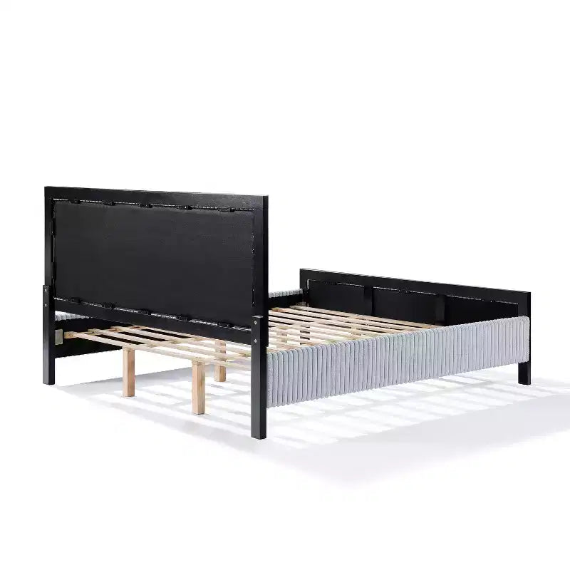 Letto a piattaforma in legno di gomma imbottito contemporaneo Verve con testiera
