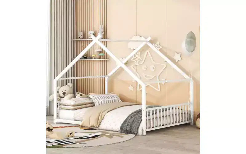 Elegante letto matrimoniale in metallo con struttura a casetta per camere da letto di stile