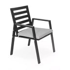 LeisureMod Chelsea Set da Pranzo da Giardino 5 Pezzi, Tavolo da Pranzo Rotondo in Alluminio da 48 pollici e 4 Sedie da Pranzo con Braccioli