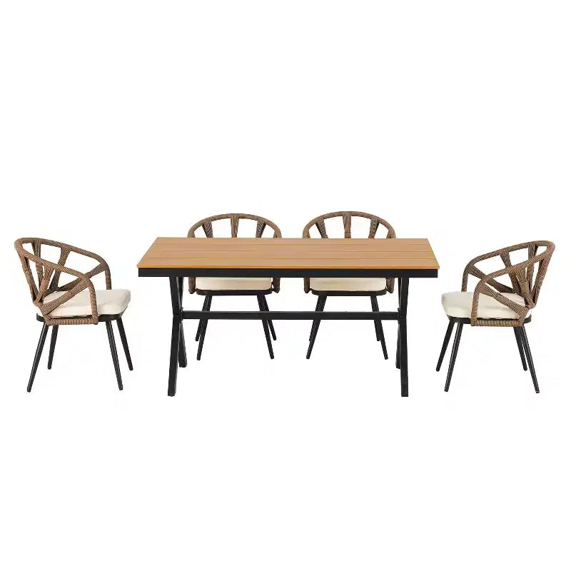 Set da esterno contemporaneo Whisen con sedie in rattan PE e tavolo in legno plastico, adatto per giardini e prati