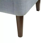 Poltrona d'accento contemporanea con bottoni trapuntati, sedia da salotto con cuscino imbottito, comoda poltrona con gambe in legno