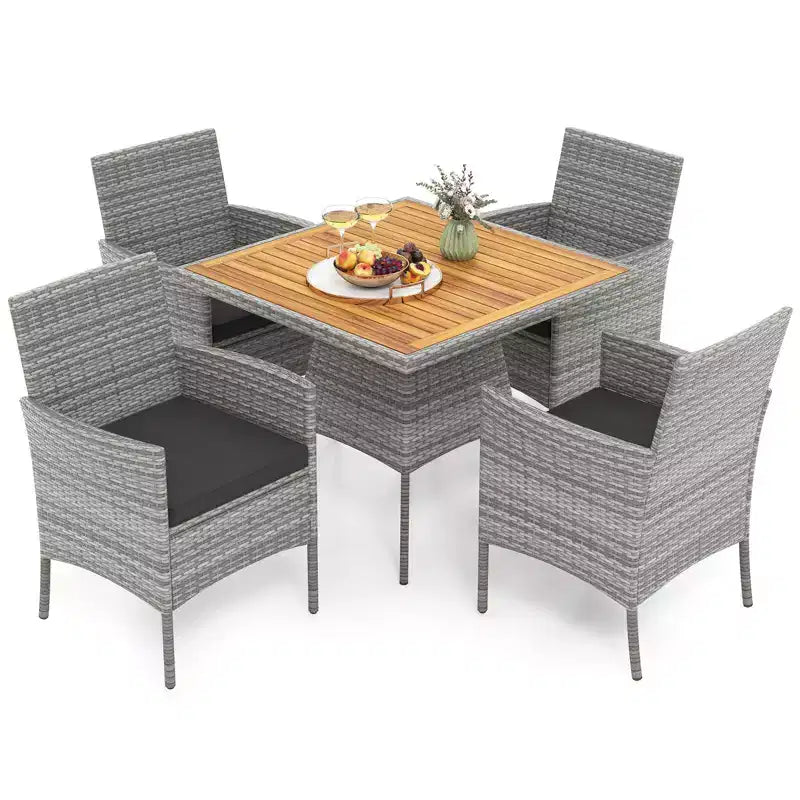 Costway Ensemble repas de patio en osier PE 5 pièces avec coussins et trou pour parasol de 5 cm