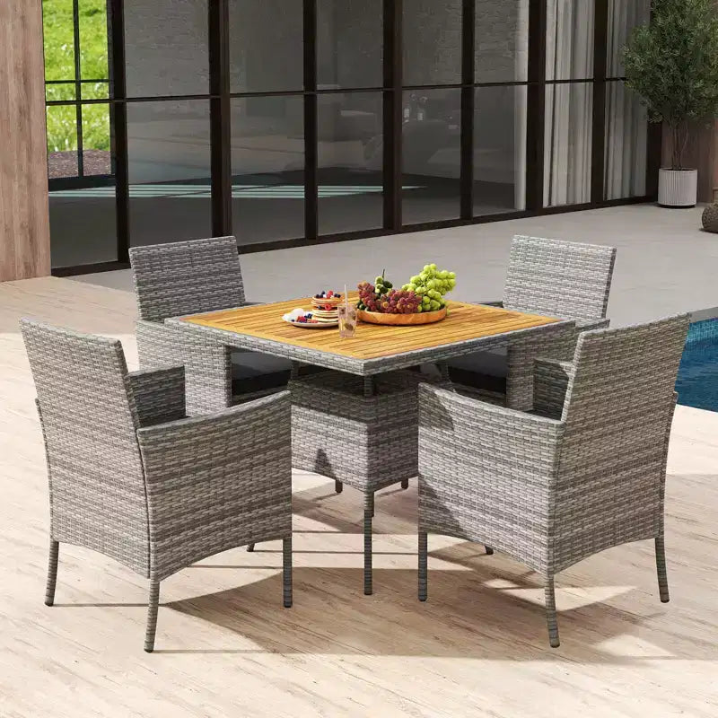 Costway Ensemble repas de patio en osier PE 5 pièces avec coussins et trou pour parasol de 5 cm