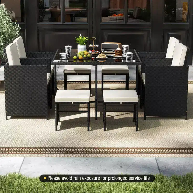 Costway Ensemble de salle à manger de patio 9 pièces avec table en verre trempé et coussins amovibles de pouf blanc cassé/beige