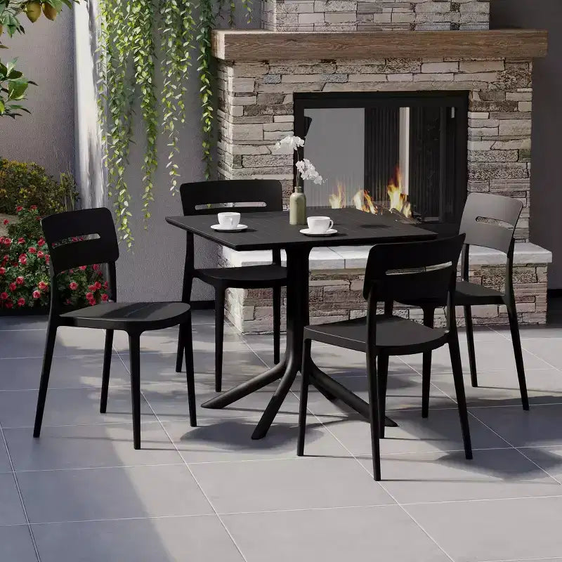 Set da pranzo da esterni WestinTrends Playa Modern da 5 pezzi in resina con sedie da pranzo da esterni impilabili
