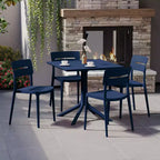 Set da pranzo da esterni WestinTrends Playa Modern da 5 pezzi in resina con sedie da pranzo da esterni impilabili