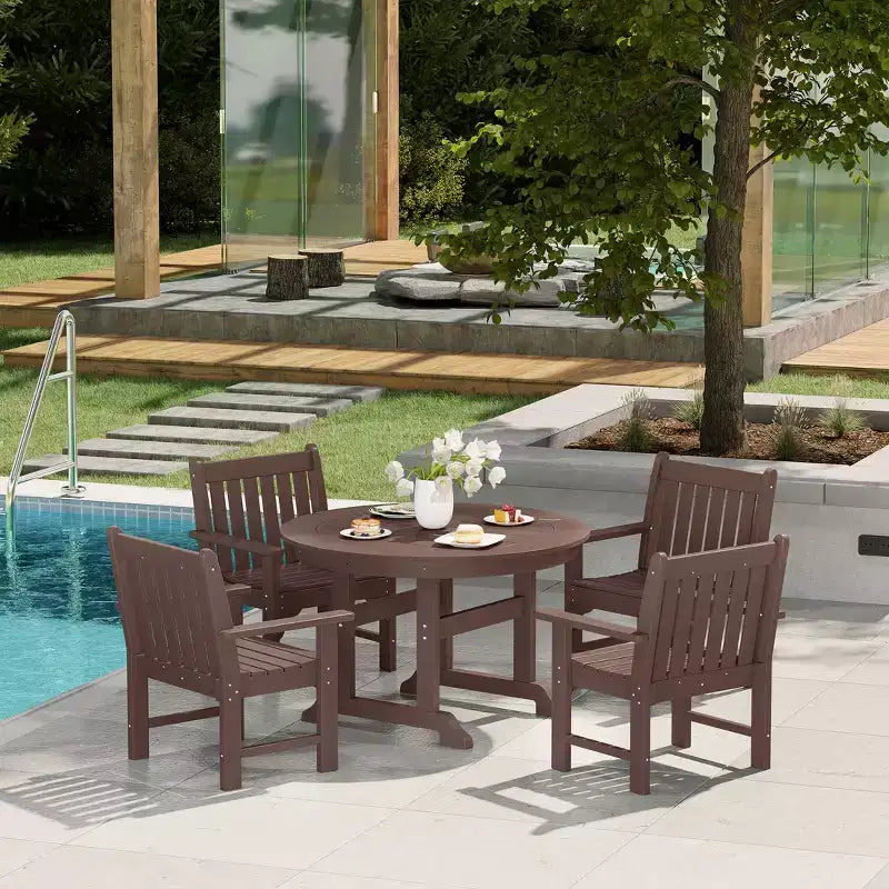 WestinTrends Malibu Set da Pranzo da Esterno 5 Pezzi con Tavolo Rotondo e Sedie in HDPE