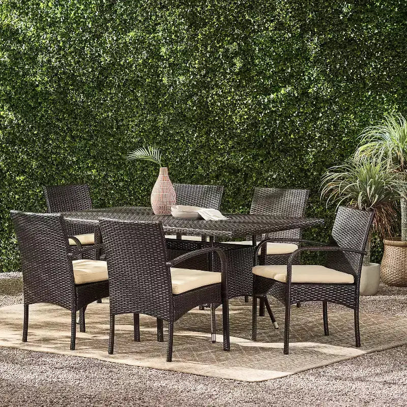 Set da pranzo da 7 pezzi da esterno GDFStudio Toledano in vimini e ferro con cuscino resistente all'acqua