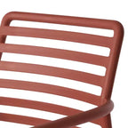 WestinTrends Playa Ensemble de table à manger de 5 pièces en métal pour l'intérieur et l'extérieur avec chaises de patio en plastique empilables
