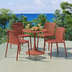 Set da pranzo da esterni WestinTrends Playa 5 pezzi con tavolo in metallo e sedie impilabili in resina da patio