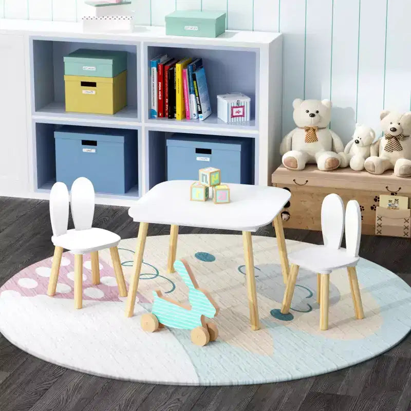 Set Tavolo e 2 Sedie per Bambini, Tavolino e Sedie per Bambini a Tema Coniglio, 3 Pezzi, Tavolino per Attività in Legno per Bambini con Gambe in Legno Massello (Bianco)