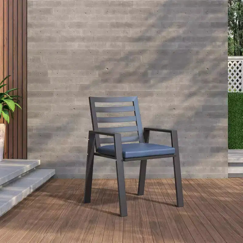 Ensemble de repas 7 pièces LesiureMod Chelsea - Table de salle à manger extérieure en aluminium avec trou pour parasol et chaises à accoudoirs avec coussin