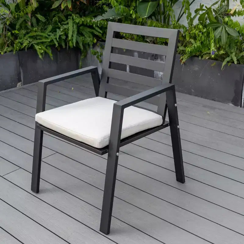 Ensemble de repas 7 pièces LesiureMod Chelsea - Table de salle à manger extérieure en aluminium avec trou pour parasol et chaises à accoudoirs avec coussin