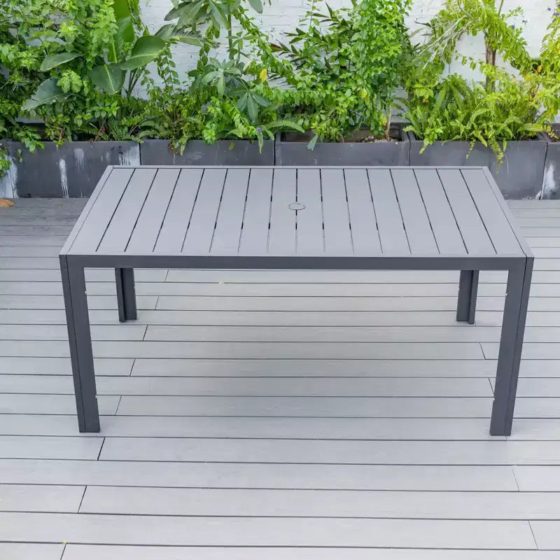 Ensemble de repas 7 pièces LesiureMod Chelsea - Table de salle à manger extérieure en aluminium avec trou pour parasol et chaises à accoudoirs avec coussin