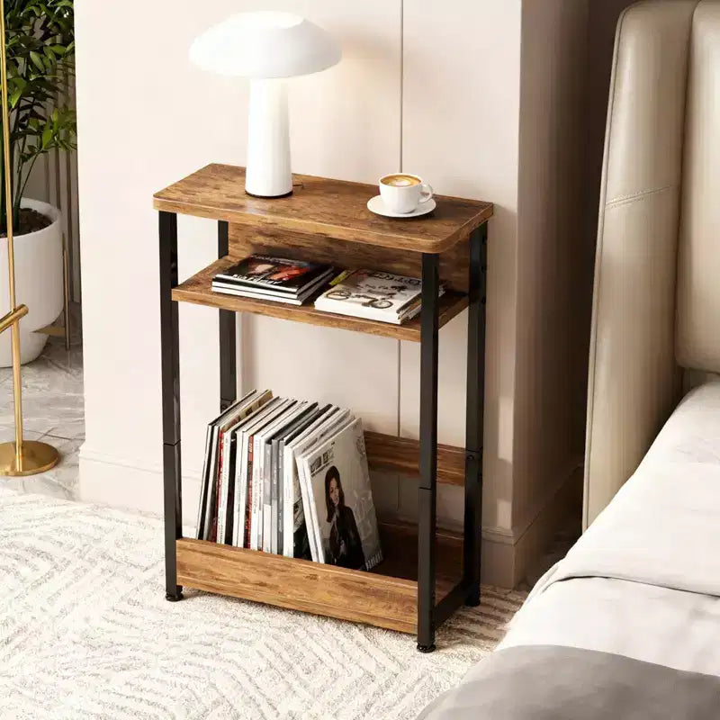 Table d'appoint industrielle à 3 niveaux pour petits espaces, table d'appoint étroite en bois avec étagères de rangement, table de chevet fine