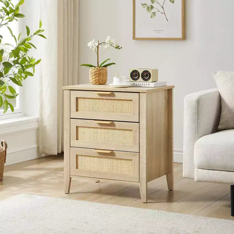 Comodino in Rattan, Comodino Boho con 3 Cassetti e Ripiano portaoggetti, Comodino con Robuste Gambe in Legno per Camera dei Bambini, Stile Rustico, Camera da Letto