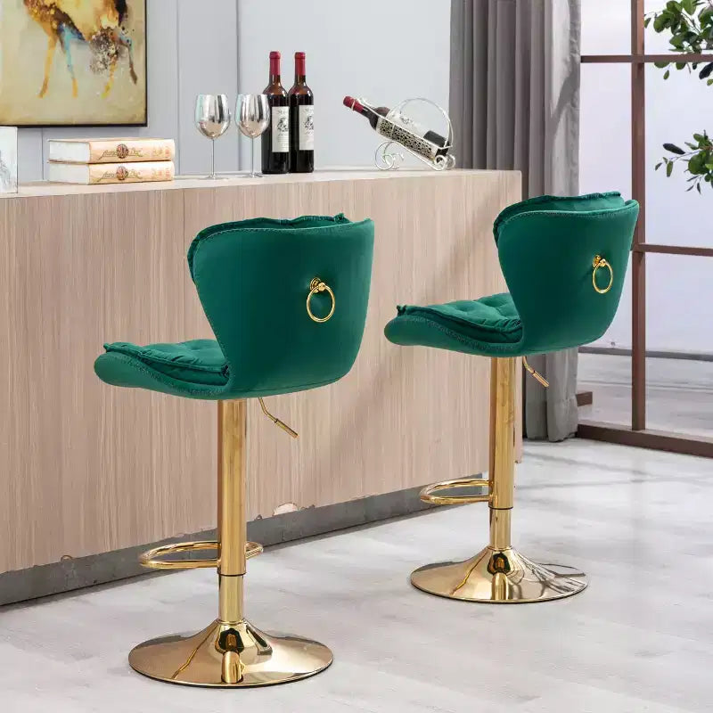 Okak Chic Tabourets de Bar en Velours Hauteur de Comptoir, Lot de 2, Tabourets de Bar Pivotants avec Réglage Mécanique de la Hauteur, Dossier Capitonnée et Repose-Pieds Chromé