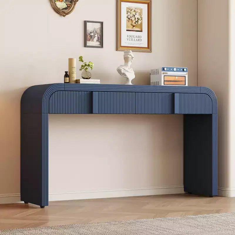 Console d'entrée minimaliste Whisen avec courbes douces et arrondies, tiroirs rainurés élégants et surface brillante durable