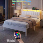 Cadre de lit blanc Queen Size avec lumières LED Station de charge Tête de lit rembourrée en similicuir avec étagère Plateforme sans sommier Moderne