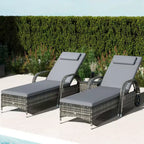 Ensemble de 2 chaises longues de patio en osier avec table, dossier réglable, roues, coussin et appuie-tête
