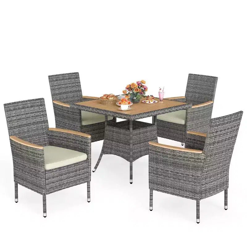 Set da pranzo da patio per 4, tavolo e sedie da esterno in rattan per tutte le stagioni con piano in legno di acacia