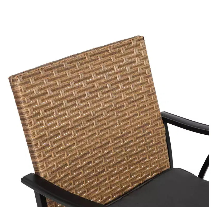 Tavolo e sedie da esterno in vimini a 5 pezzi Whisen, set tavolo e sedie da pranzo per patio con piano del tavolo quadrato in acciaio