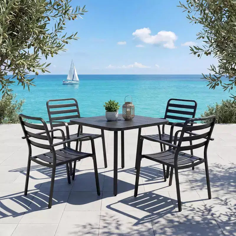 LAUSAINT HOME Ensemble repas de jardin 5 pièces pour 4 personnes, table carrée en métal noir de 89 cm avec trou pour parasol de 3,8 cm et 4 chaises empilables