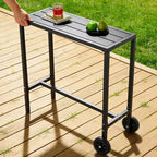 Tavolo da Bar Mobile da Esterno con Ruote, Piano in Metallo a Doghe Impermeabile, Tavolo da Altezza Bancone per Patio, Bordo Piscina, Giardino e Cucina