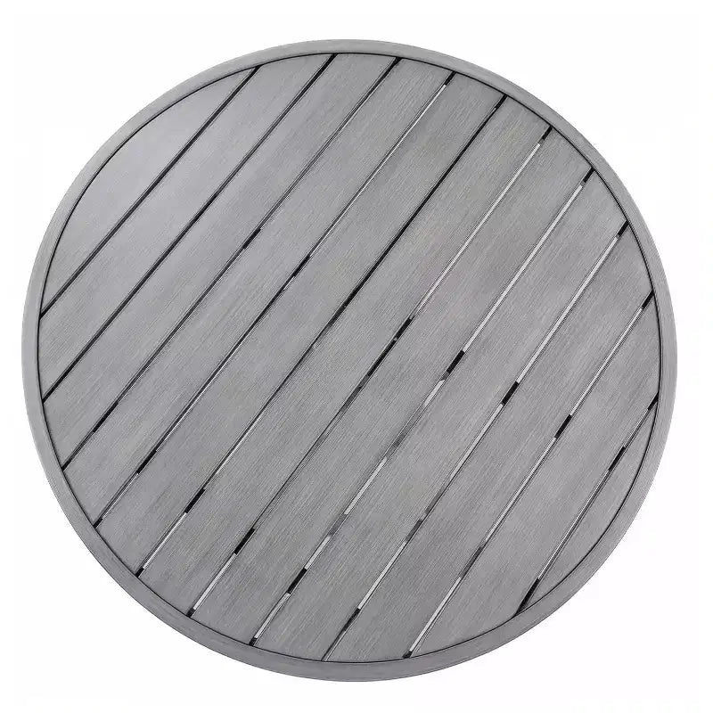 Set da patio in alluminio Martha Stewart Bedford da 5 pezzi, 4 poltrone da pranzo impilabili con cuscini, tavolo rotondo con base a cavalletto da 36 pollici, finitura spazzolata effetto legno