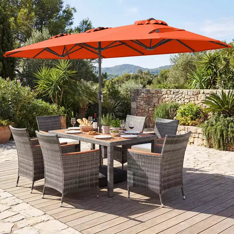 Gymax Set da Pranzo da Giardino 8 Pezzi con Ombrellone a Braccio Doppio e Piano in Legno di Acacia