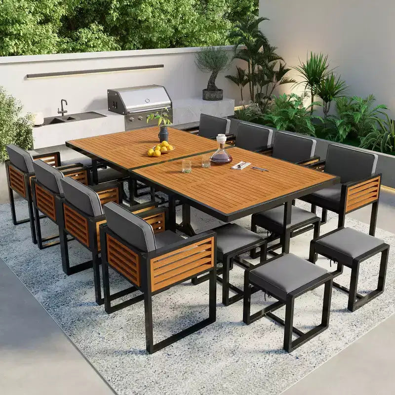 GDFStudio Ernest Patio Ensemble de Salle à Manger Moderne 18 Pièces en Bois d'Acacia avec 2 Tables, 8 Chaises Coussins et 8 Ottomans