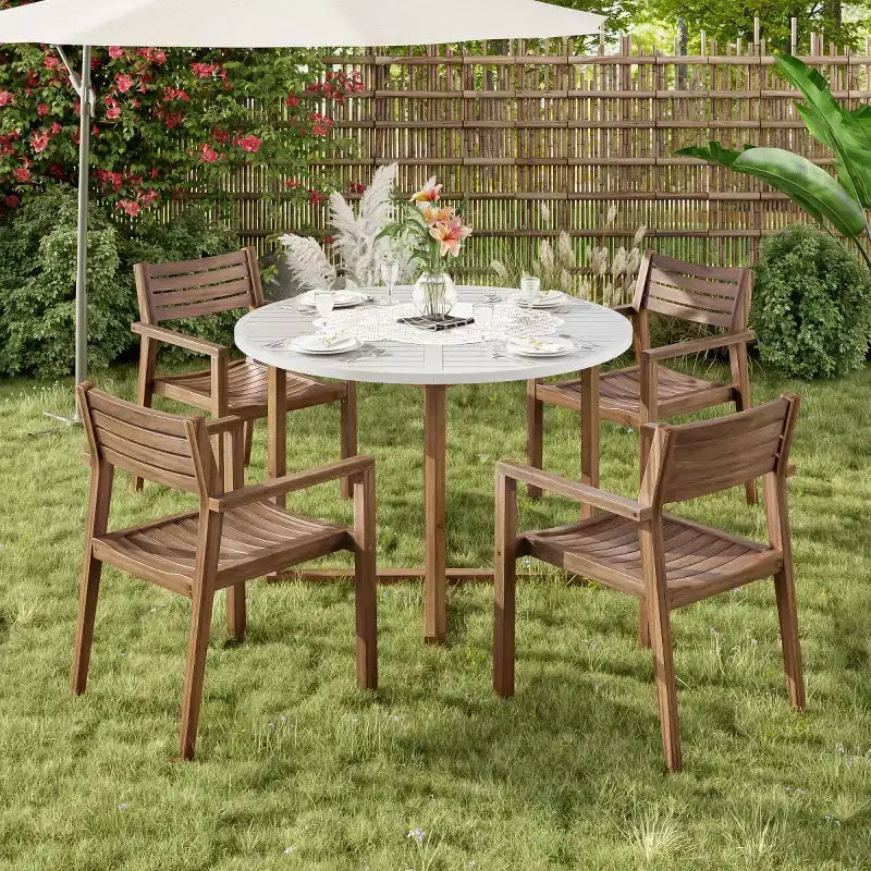 Set da pranzo da esterni in legno di acacia a 5 pezzi per 4 persone, tavolo rotondo con piano a doghe e 4 sedie, mobili da giardino per patio, bordo piscina-Panipeachy