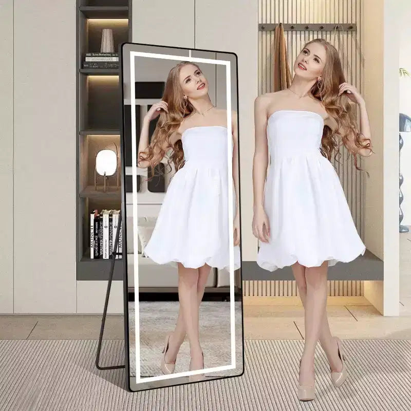 Specchio a LED verticale a figura intera con staffa, autoportante o da parete, specchio da trucco moderno per camera da letto e spogliatoio