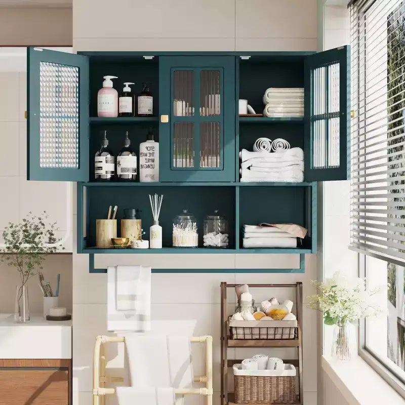Mobiletto da parete per bagno, mobiletto da parete in legno a 3 ante con spazio portaoggetti aperto e nascosto, armadietto dei medicinali con anta in vetro e portasciugamani