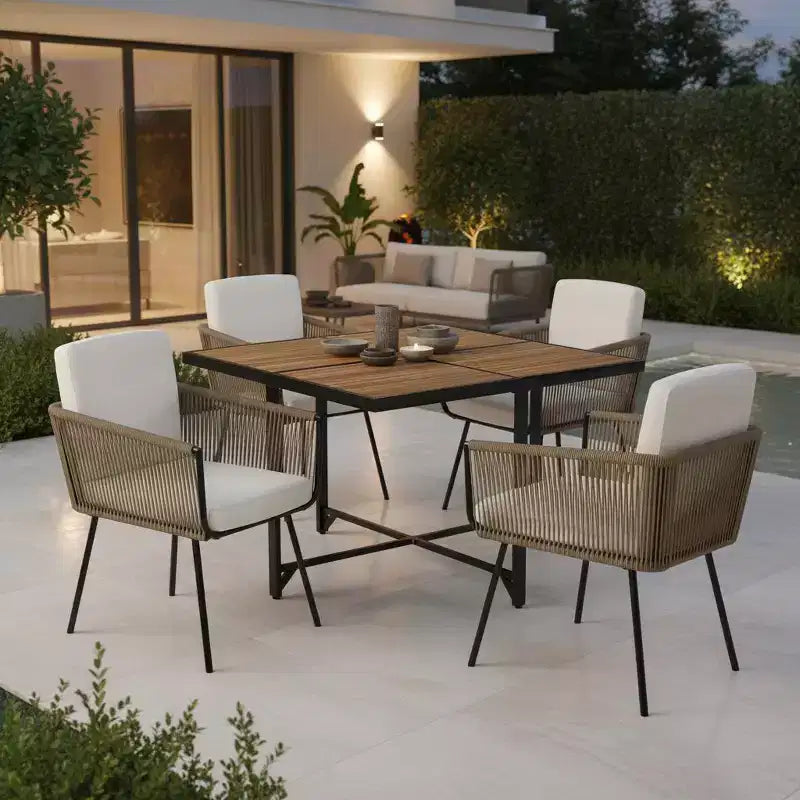 Set da pranzo Gymax 5 pezzi da esterno con tavolo rettangolare in legno di acacia e sedie imbottite per cortile e giardino