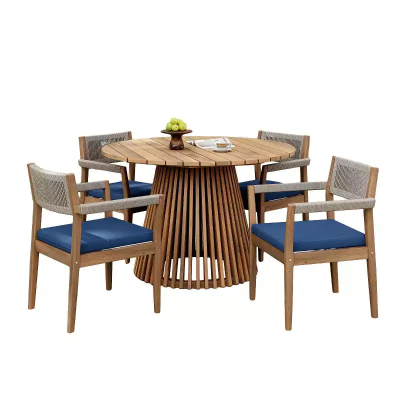 Set da pranzo da esterno con piedistallo rotondo, tavolo in legno di acacia a 5 pezzi con piano a doghe e 4 sedie con schienale intrecciato con cuscini per patio-Panipeachy